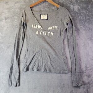 Abercrombie & Fitch Womens Gray Long Sleeve V-Neck Logo Graphic Tee S Y2K 2000s
